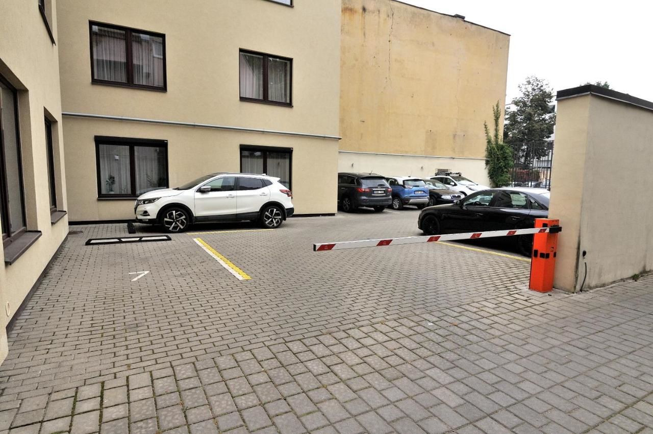 Апартаменты Cozy modern studio in Old town Kaunas Каунас-19