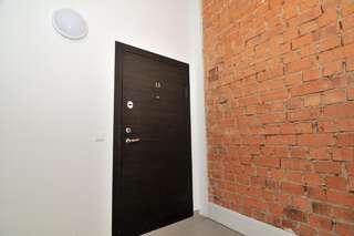 Апартаменты Cozy modern studio in Old town Kaunas Каунас Апартаменты с 1 спальней-12