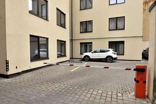 Апартаменты Cozy modern studio in Old town Kaunas Каунас Апартаменты с 1 спальней-13