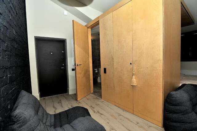 Апартаменты Cozy modern studio in Old town Kaunas Каунас-27