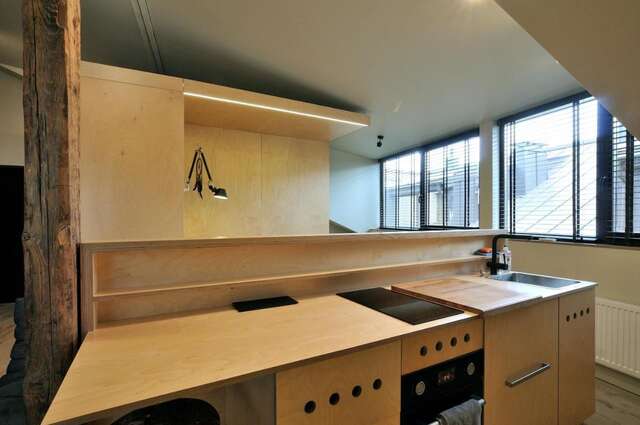 Апартаменты Cozy modern studio in Old town Kaunas Каунас-11